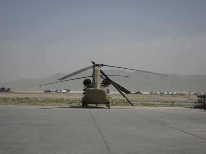 13 June 2009: 06-08720 on the flight line after the aft droop failure.