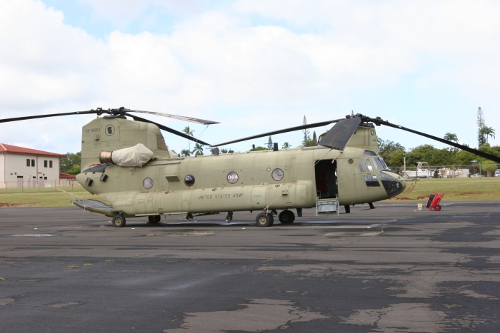 8 December 2011: CH-47F Chinook helicopter 09-08064 resting on the National Guard Ramp at Wheeler Army Airfield while assigned to the "Voyagers".